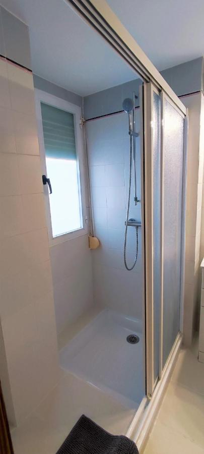 Bitacora Lux ,Comfortable Apartment 450 Meters From The Beach, Swimming Pool, 2 Air-Con ,Wi-Fi Playa de Gandia エクステリア 写真